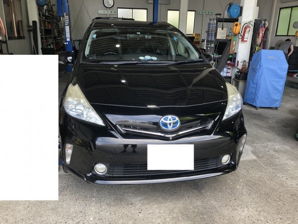トヨタ プリウスa 北村自動車 タイヤ交換 取付 販売店 タイヤピット 交換工賃 値段は全国統一