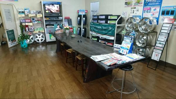 店内にて