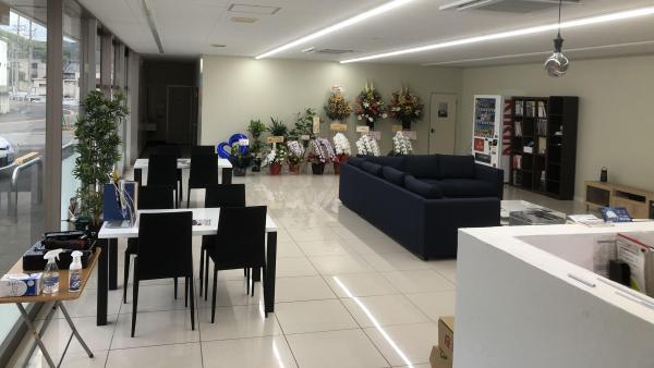 スーパーセンターオークワ納花店さん目の前