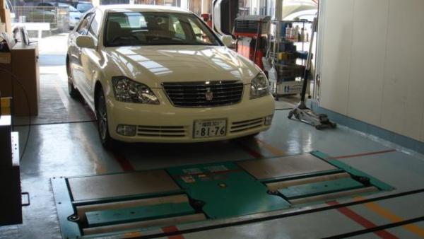 足回り調整もデジタル測定で安心です。
