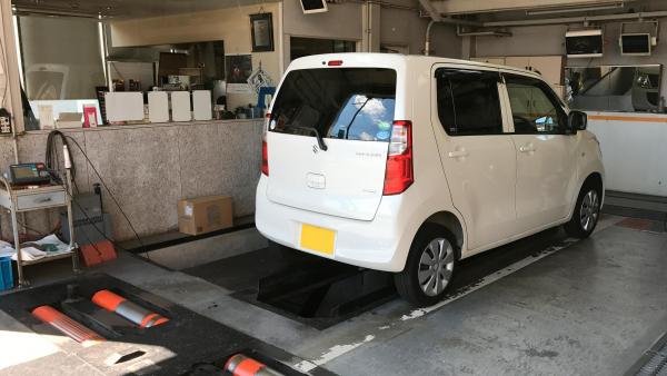 車検検査場です。