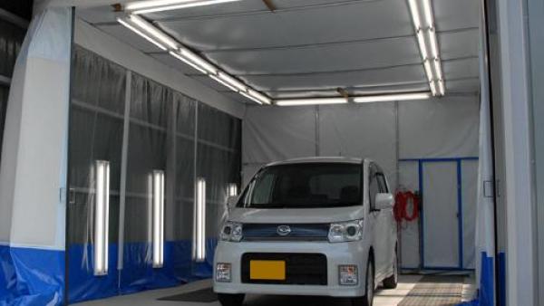 自社鈑金塗装場完備