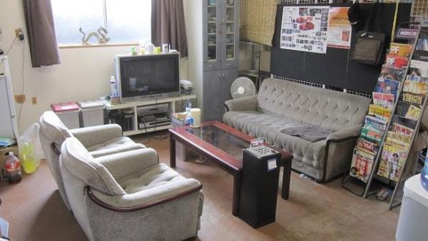 作業の待ち時間もゆっくりくつろげる空間