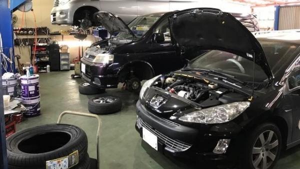 タイヤ交換他車検整備、一般修理も可能です