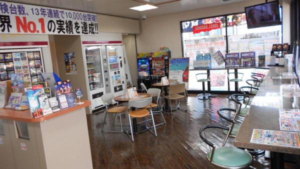 店内休憩スペース完備!!