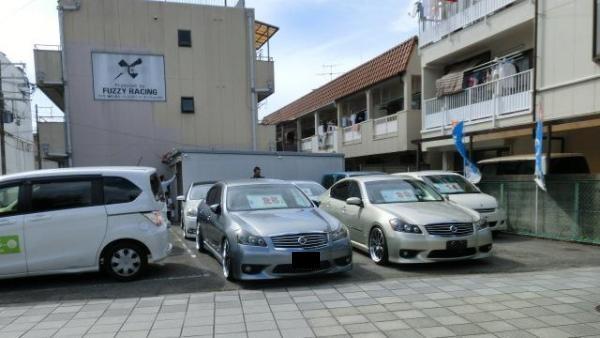 当店道路側です。