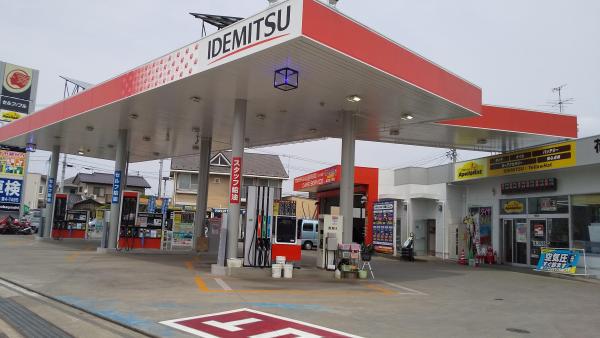 出光の看板が目印です！