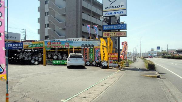 バイパス⇒店舗入口
