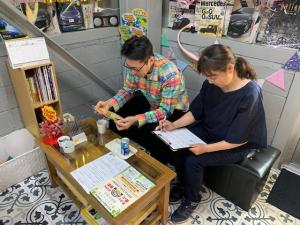 快適な待合室でドリンクサービス♪