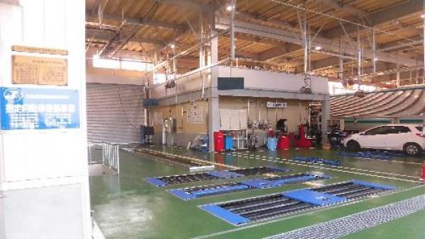 小型車専用作業場