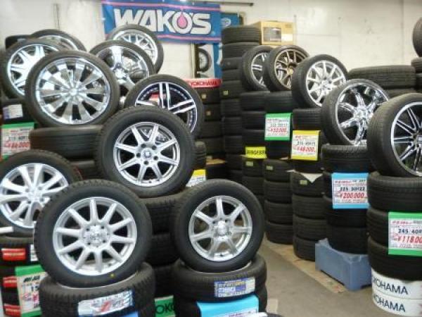 Tire Shop Y.z (タイヤショップワイズ)【群馬県藤岡市】 - タイヤ交換