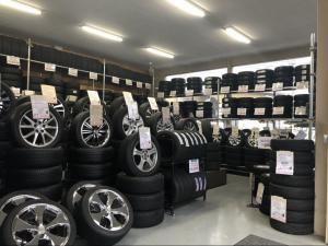 タイヤホイールセットも大量‼