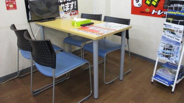 店内待合スペースです