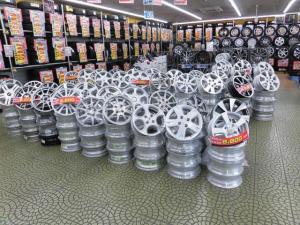 アルミホイール買取強化！