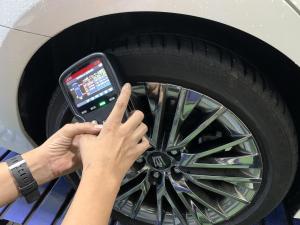 空気圧センサー対応店で安心（TPMS）