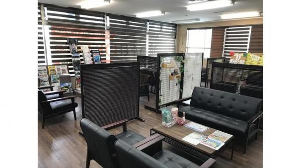 広い店内でごゆっくりとお待ち下さい！