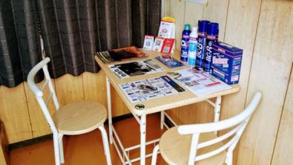 店舗内観