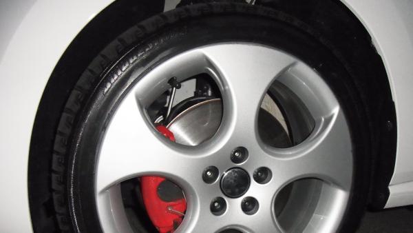 各種輸入車のタイヤ交換もOK！