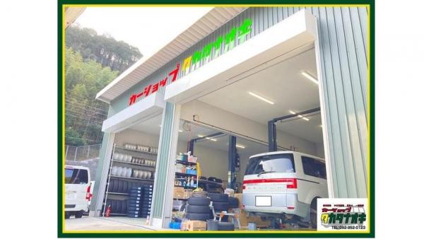 自社工場・大型リフトも完備！
