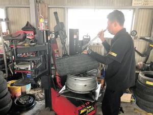 ★☆タイヤ交換に必要な設備です☆★