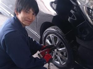 タイヤのプロにお任せを！