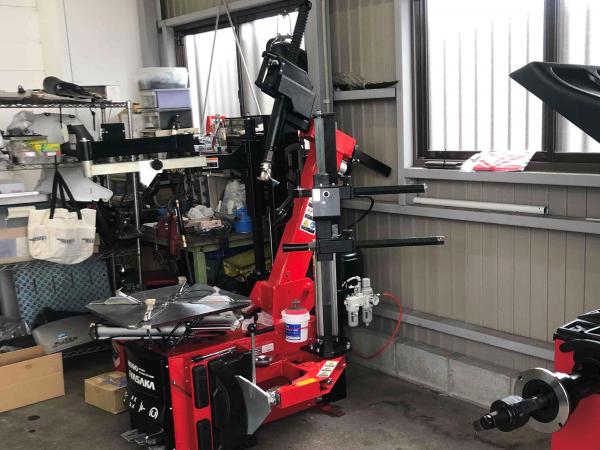Bike＆Car Shop HAJIRI 2&4【三重県亀山市】 - タイヤ交換・取付