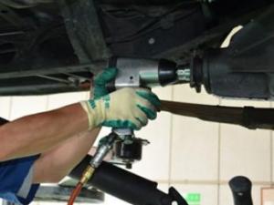 内山自動車ならではの修理