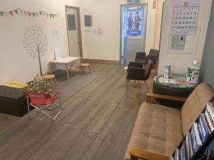 店内待合室ございます