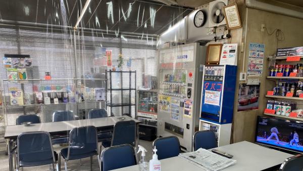 店舗内観
