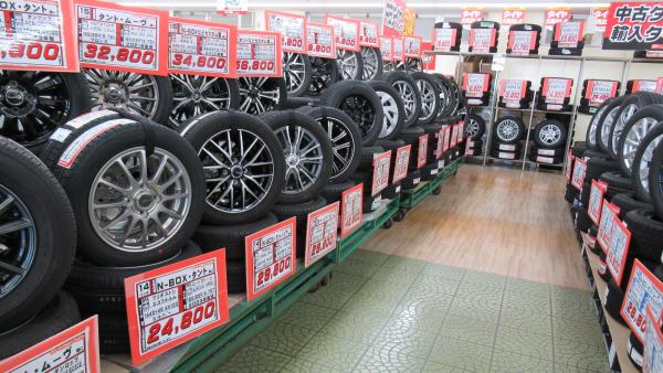 格安タイヤトレッド愛知小牧店【愛知県小牧市】 - タイヤ交換
