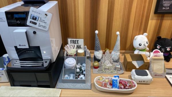 【店内サービス】冷水、お湯、コーヒー飲めます！TV視聴OK！読書OK！ギガを気にせず動画視聴OK！PCでお仕事もOK！赤ちゃんのオムツ交換OK！