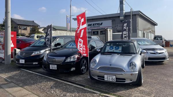 中古車も取り扱いしております。