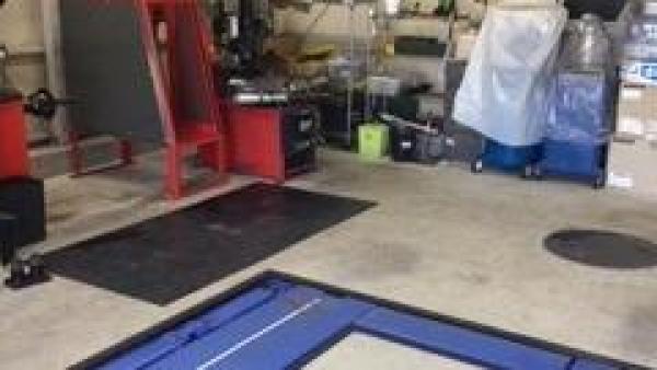 ピット内