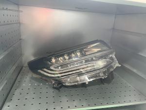 ヘッドライト専門修理対応