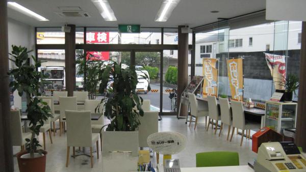 待合室（禁煙）、キッズコーナー有