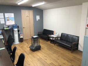 【店内】待合室