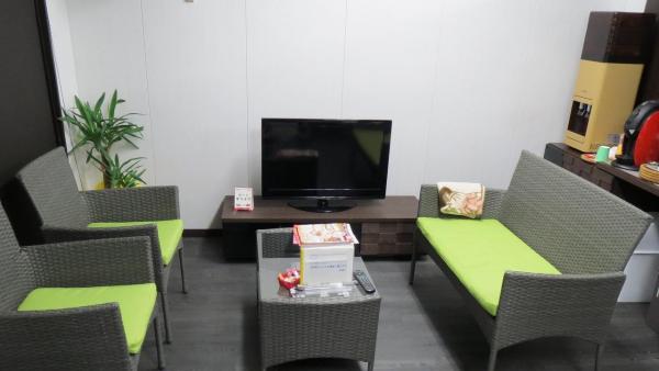 作業中は店内でおまちいただけます