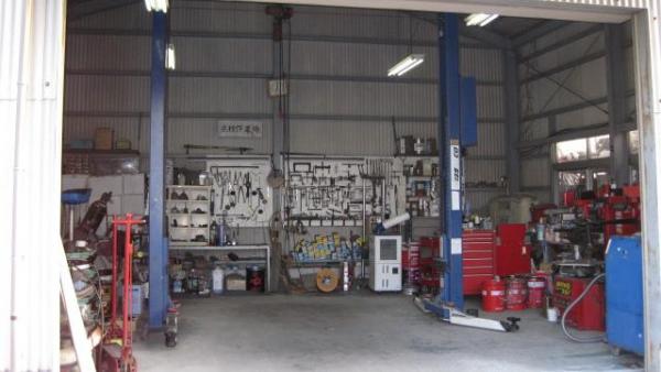 四輪用工場
