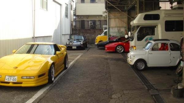 今回はスパーカーが並びました