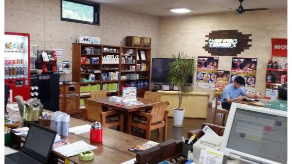 店舗内観
