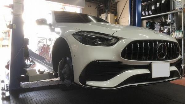 タイヤ交換専用「2柱リフト完備」