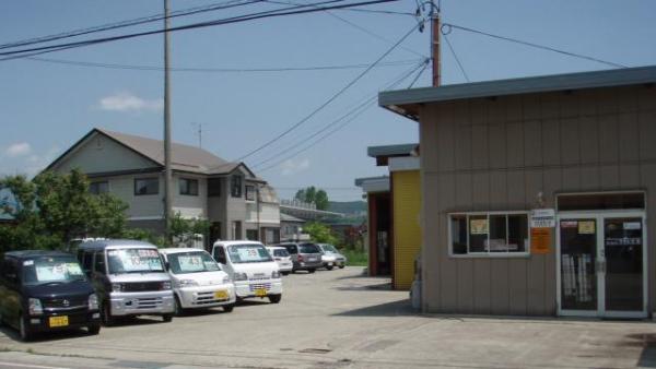 車のことならカーショップフクシマへ