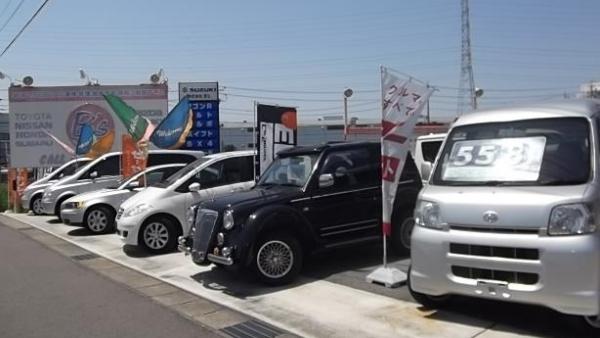 新車、中古車販売、修理もしております。