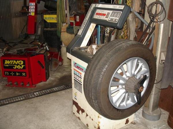 有限会社キャスパー【神奈川県横須賀市】 - タイヤ交換・取付・販売店