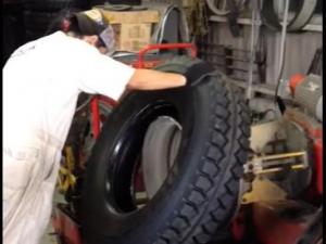 ★タイヤ交換作業中です（＾＾）