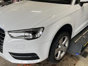 AUDI A3 タイヤ交換
