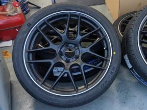 ベンツSクラス　W222　新品タイヤ　20インチ　低扁平　ランフラット　組替