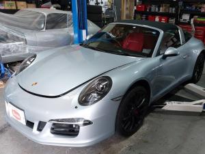 ポルシェ911　GTS　センターロックホイール