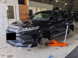 TOYOTA　ハリアー 新品タイヤご購入 直送 組替作業 18インチ