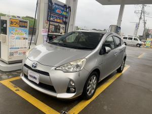 タイヤ取付けどっとこむ埼玉三郷店　アクア組替え作業